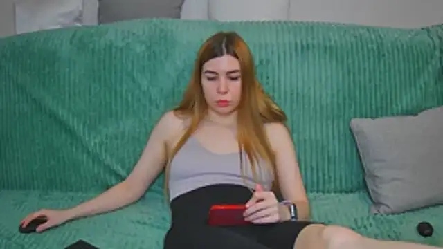 ElllaNuar – Naživo XXX chat