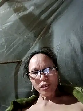 Tina6886: απευθείας συνομιλία ΧΧΧ