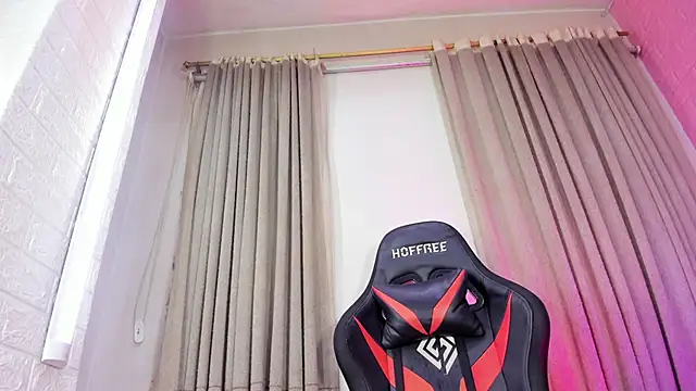 عرض كام Engel_boss