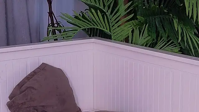 LanaReals' Live XXX Chat