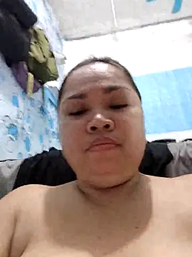 Sweetlorie_83 Pertunjukan Webcam