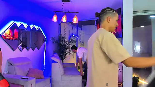 Houseofwarrios 即時 XXX 聊天