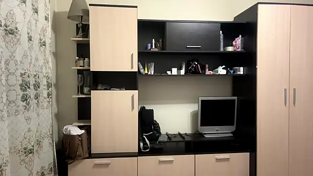 AquilineOrites – Naživo XXX chat