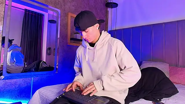 The_BossCrown live XXX chat