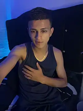 Chatroom XXX en direct de Boyxcock7