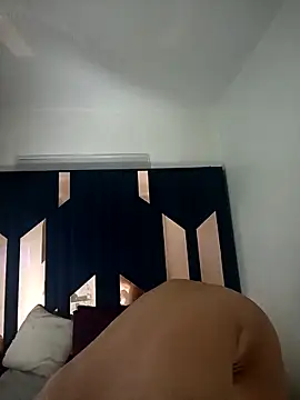 Ian_Savage: διαδικτυακό σόου στην κάμερα