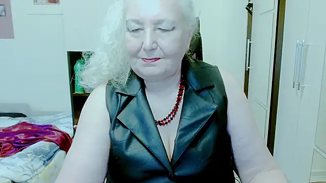 GrannyAlisa's Webcam Show