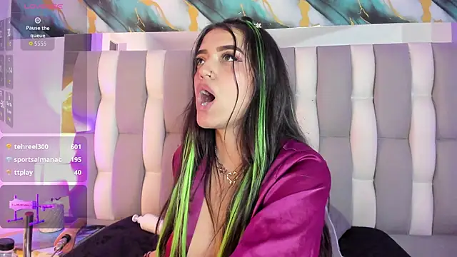 IsaDiiaz 即時 XXX 聊天