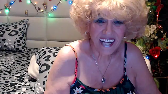 HappyWomanOn – Live XXX-chat