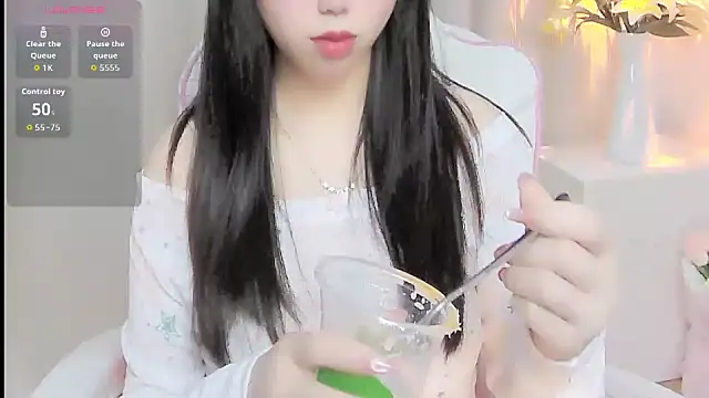 Chat XXX ao vivo de Sweet-Shuna