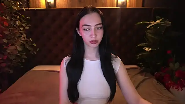 WildKittenX_のライブXXXチャット