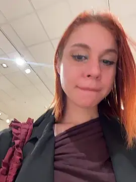 RosieSecret's Live XXX Chat