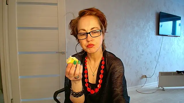 Živý XXX chat LioraWeiss