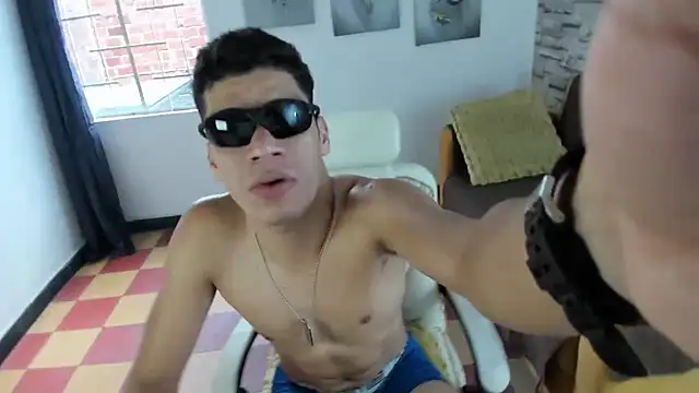 Živý XXX chat Andres_sant_