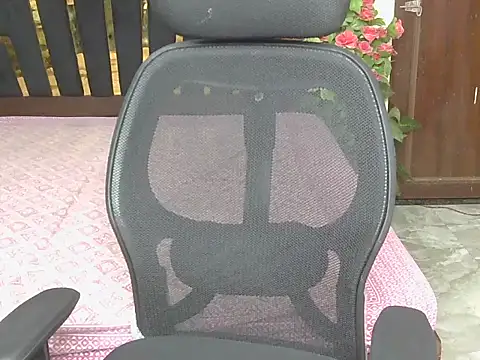 Its-akeera's Live XXX Chat