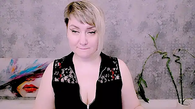 Djullia live XXX chat