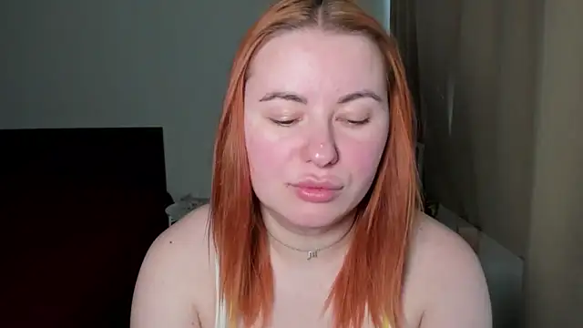 LAYLAxSTAR live XXX chat