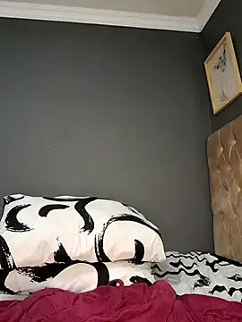 SWEETDOLLY29XX Chat XXX in diretta