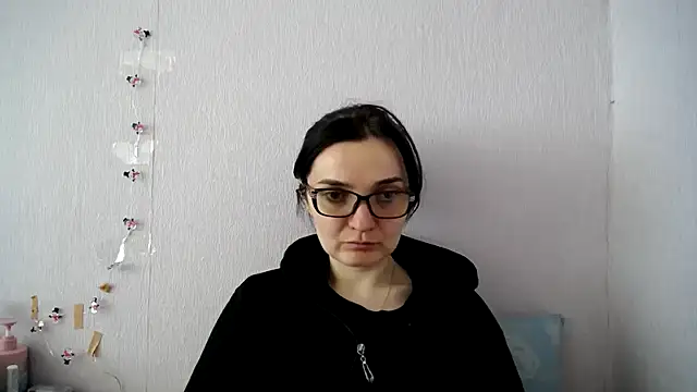 Shiny_gine live XXX chat