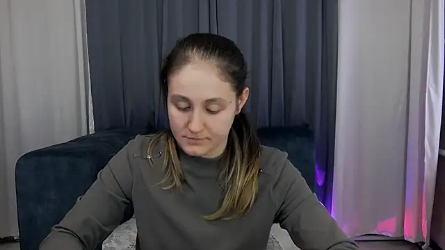 Holliy_Cooper Obrolan Langsung XXX