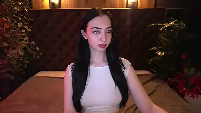 WildKittenX_ live XXX chat