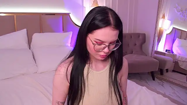 CindyMil Chat XXX live