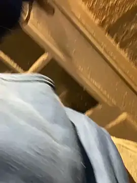 IDGAF-INDB: διαδικτυακό σόου στην κάμερα