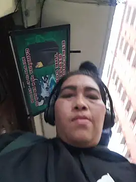 Chat +18 de yunkeyc ao vivo