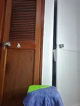 karla-bruni's Webcam Show