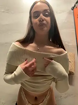 Chat XXX en directo de KristiRich