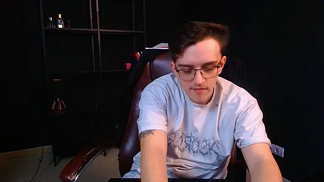 Chat XXX en directo de FelixStarkk