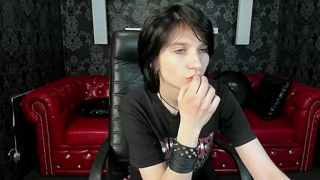 AdonBev's Live XXX Chat