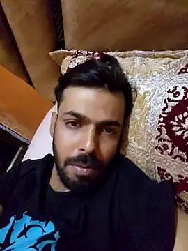 loveart007 Show in webcam