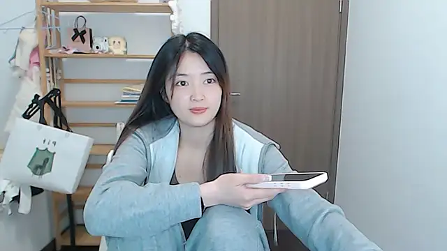 Chat XXX en directo de Mimi-cnbaby