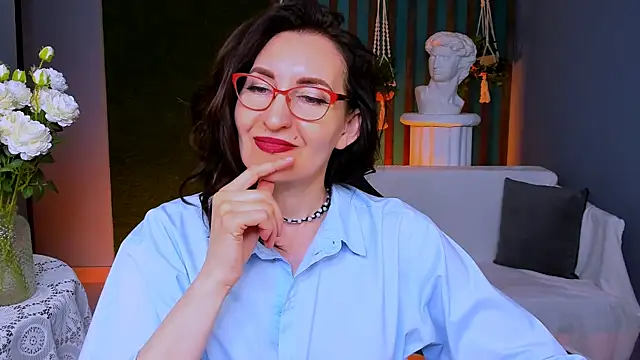 UnaTerraのライブXXXチャット