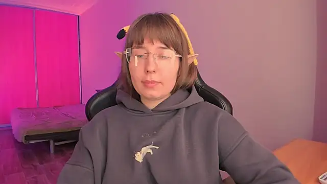 just_fucked777 Adlı Modelin Canlı XXX Sohbeti