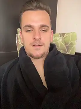 Show de Huge_cock22cm na webcam