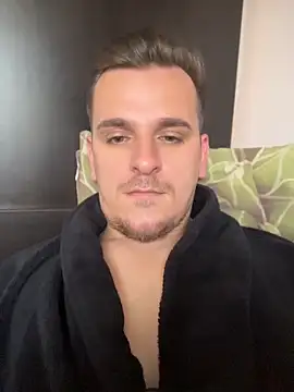 Huge_cock22cm Show Webcam