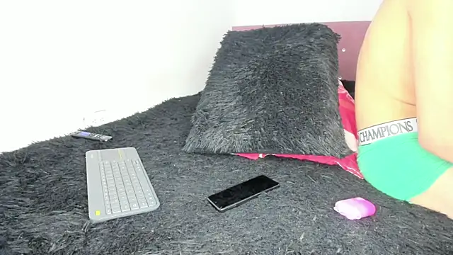 HeellBoy_ 即時 XXX 聊天