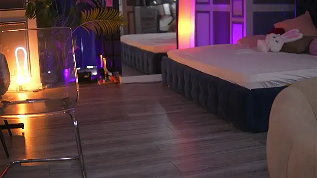 MissMeganMoon 即時 XXX 聊天