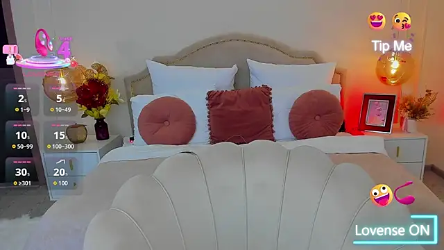 MissLoou's Live XXX Chat