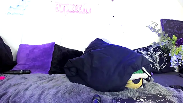 Chat XXX ao vivo de Purple_Coffin666