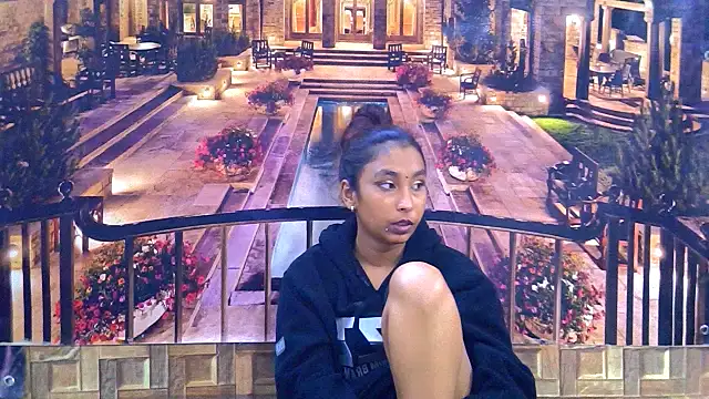 IndianSexyButt 即時 XXX 聊天