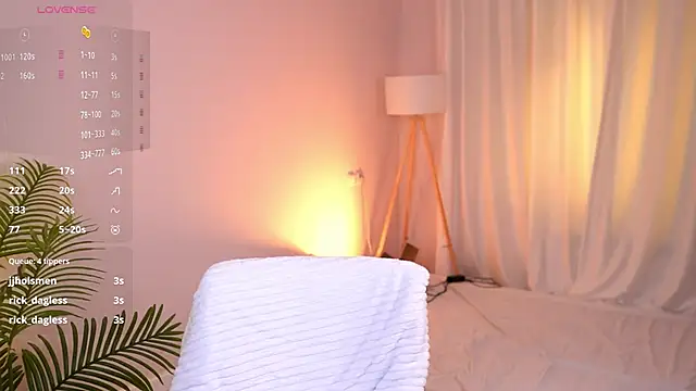 ShinyBarbie live XXX chat