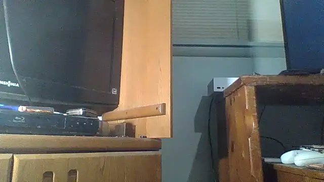 Jbsklxz67: διαδικτυακό σόου στην κάμερα