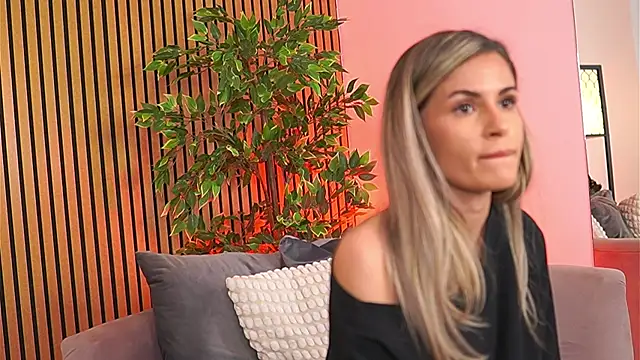 Czat XXX na żywo – Avril_Cyrus