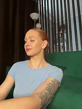 LittleFox___ live XXX chat