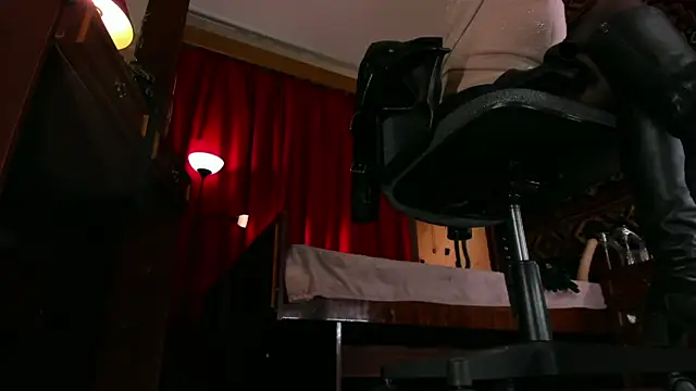 MargoTigress – Naživo XXX chat