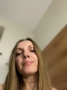 miss_darsi's Live XXX Chat