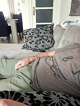 KnownObligation1のライブXXXチャット